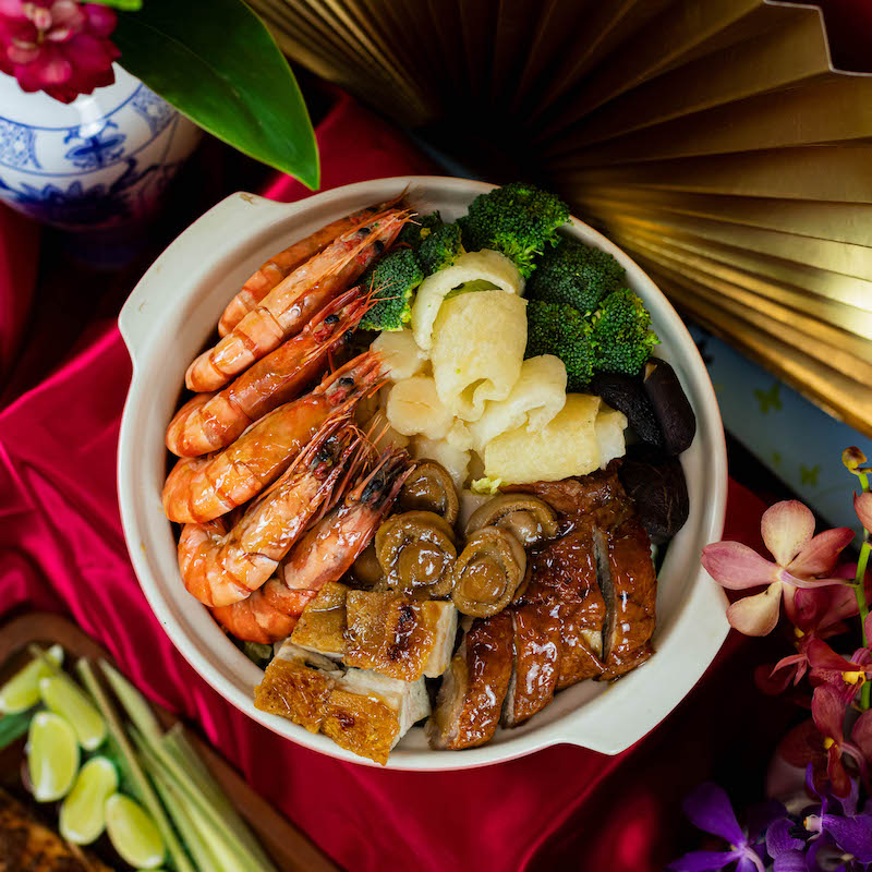 Chinese New Year Buffet Catering 2024: Feast of Bountiful Blessings with Auspicious Sambal Salmon (from $920 for 20pax)