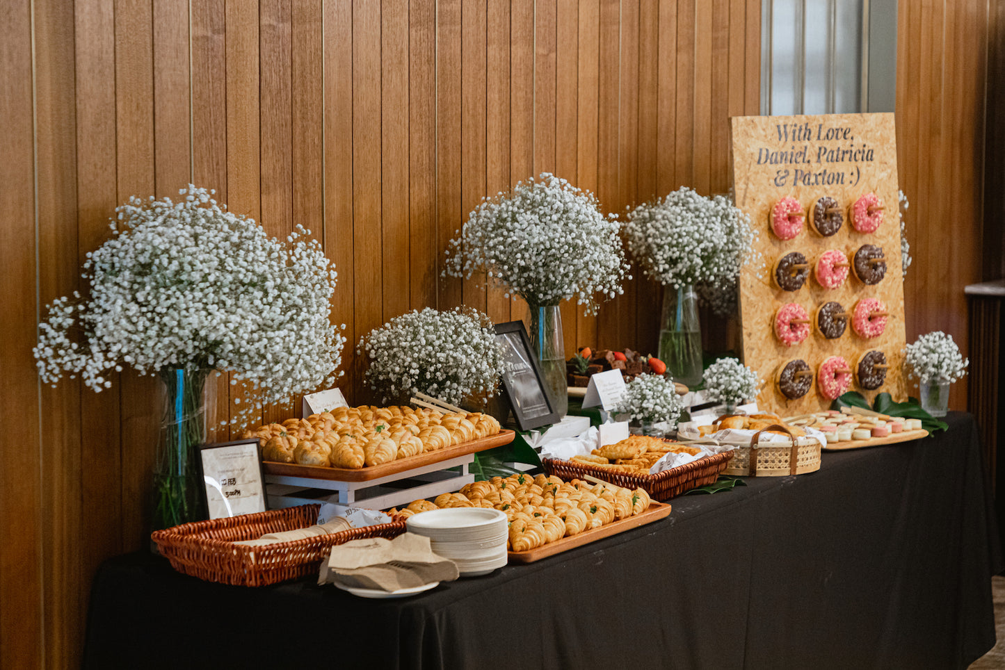 canapes with Donut wall 
